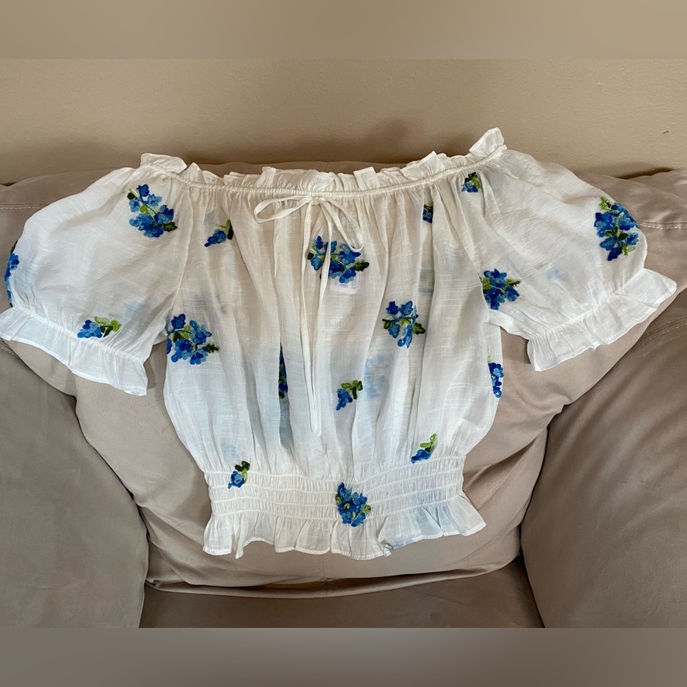 Floral White Top Off the Shoulder Blouse Flowers Spring Meraki NWT